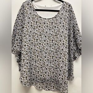 4 for $25 🌼 Floral Layered Blouse with Flutter Sleeves 🌼 - 3x